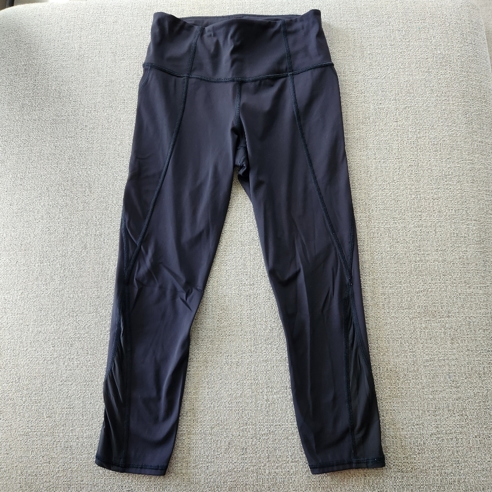 Athleta Lightning Capri Legging Women Size XS Black